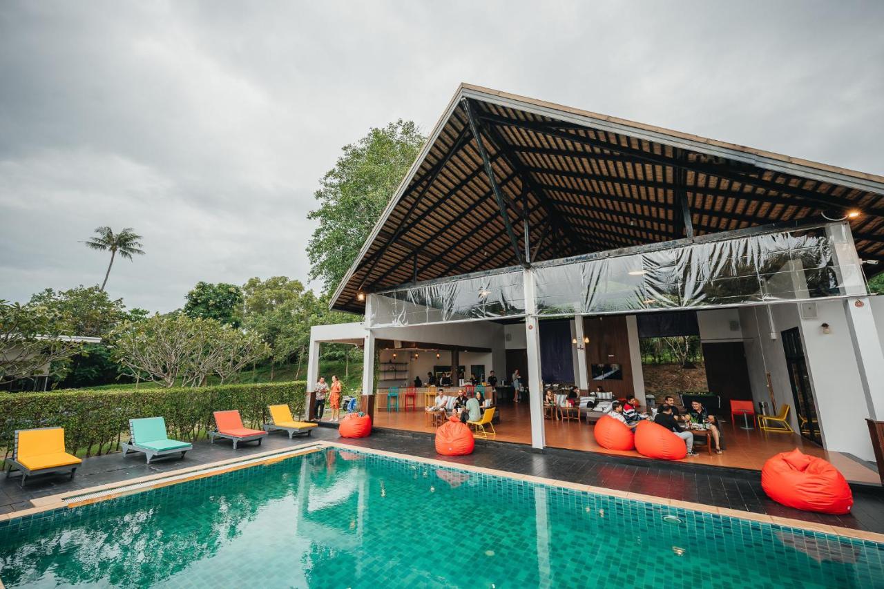 Chill Inn Samui Hostel And Restaurant Ko Samui Extérieur photo